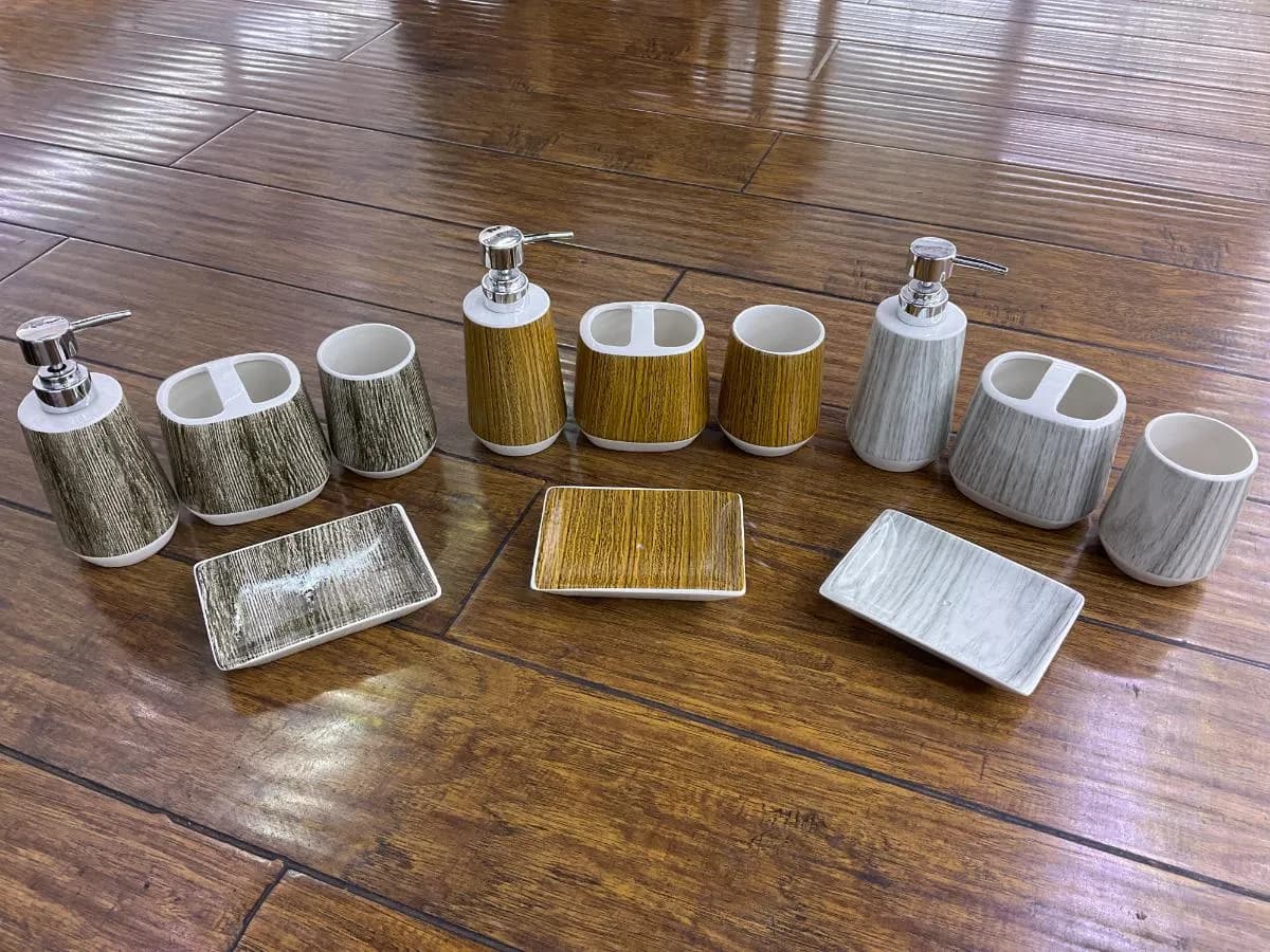 陶瓷卫浴四件套
(4 pcs)