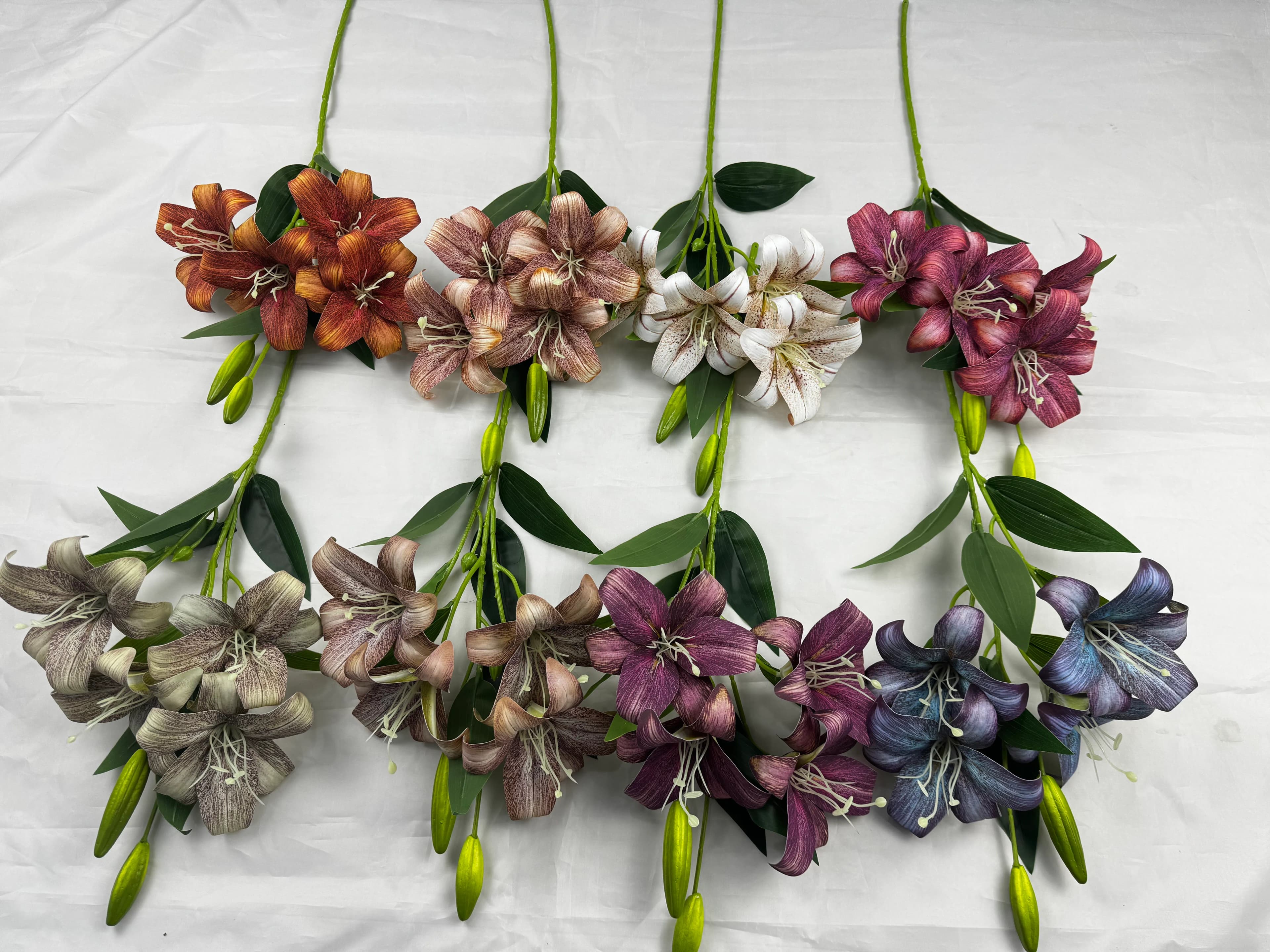 3头油画小皮百合