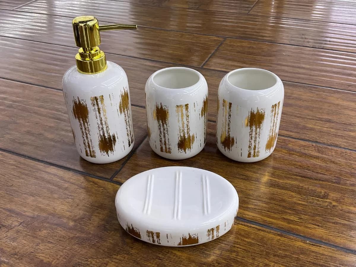 陶瓷卫浴四件套 (4 pcs)
