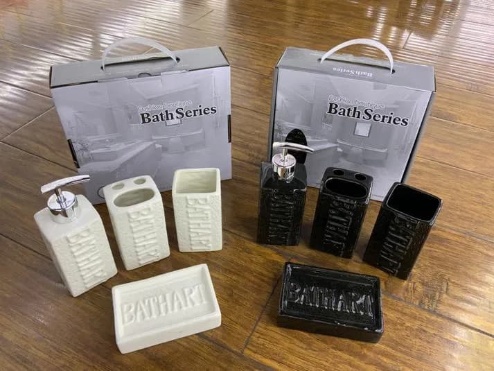 陶瓷卫浴四件套
(4 pcs)