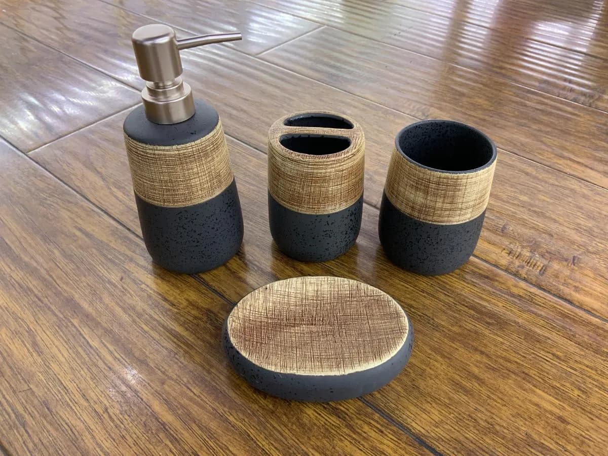 陶瓷卫浴四件套 (4 pcs)