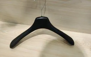 067黑.白男43cm