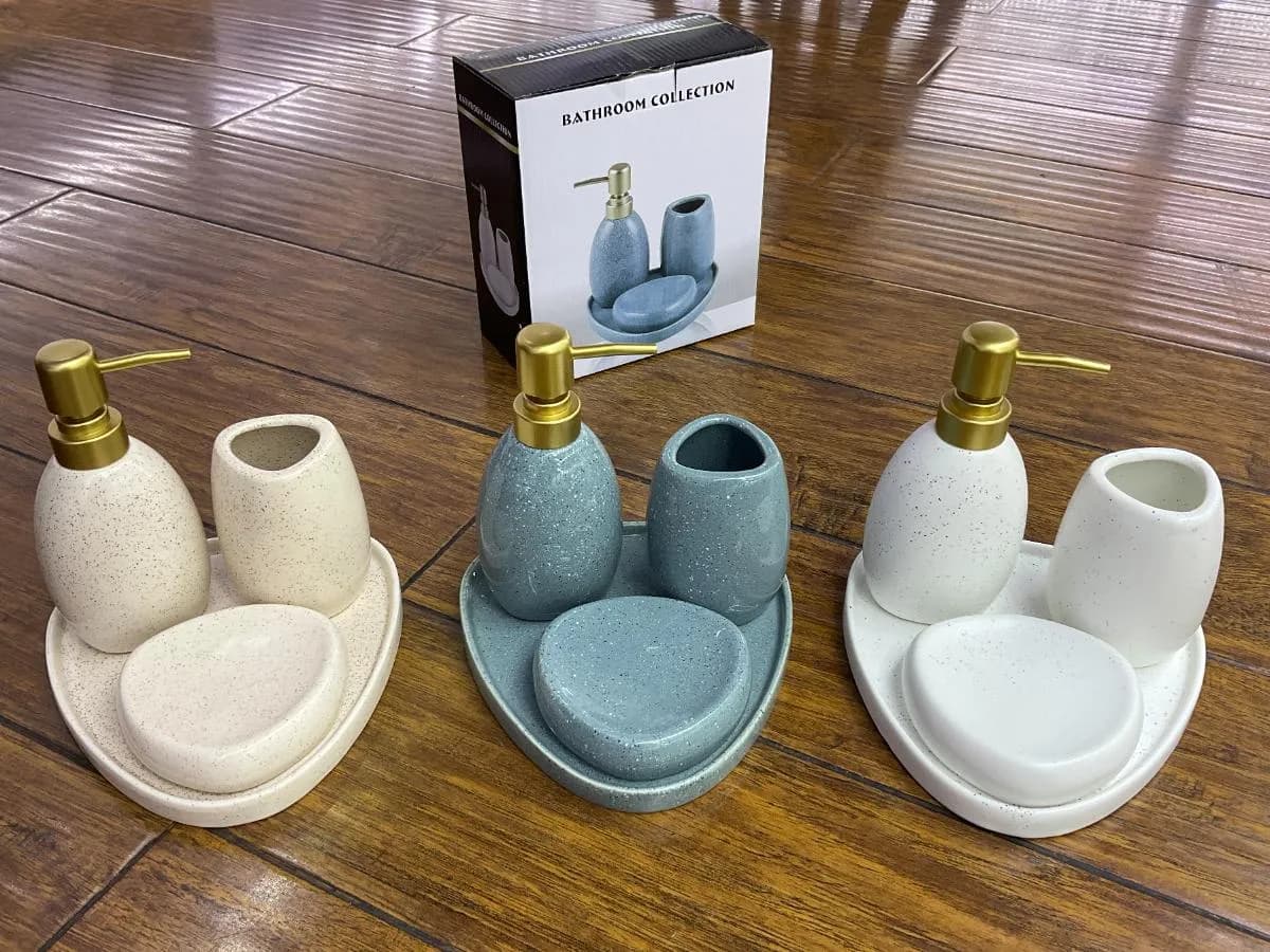 陶瓷卫浴四件套
(4 pcs)