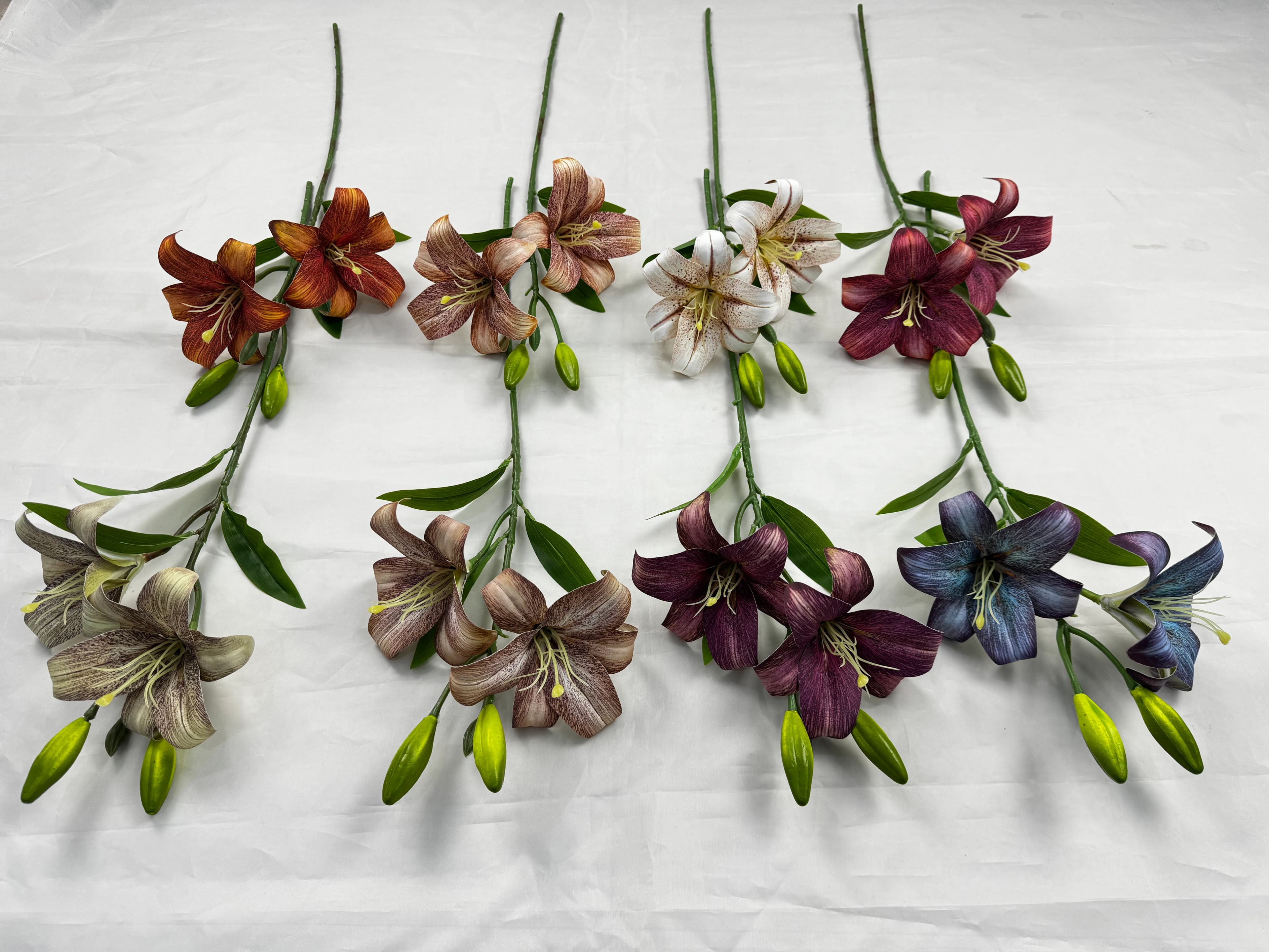 3花1蕾油画小皮百合