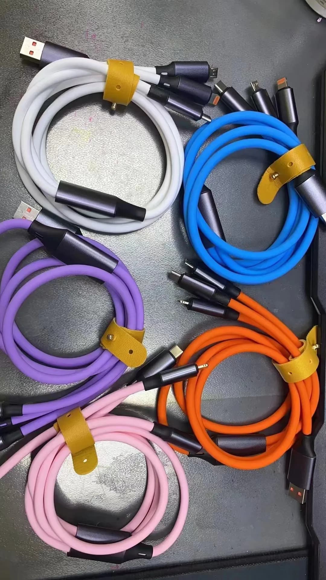 1 / 3 Fast Charge 硅胶1/3 快充