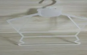 306儿童连体衣架