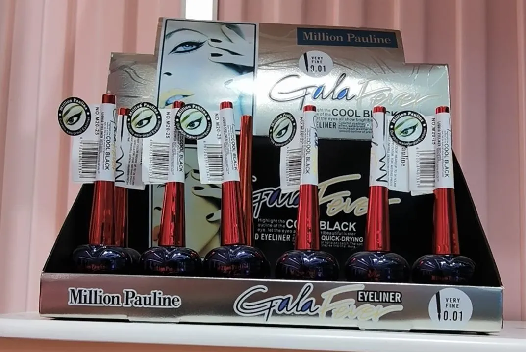 眼线液
eyeliner