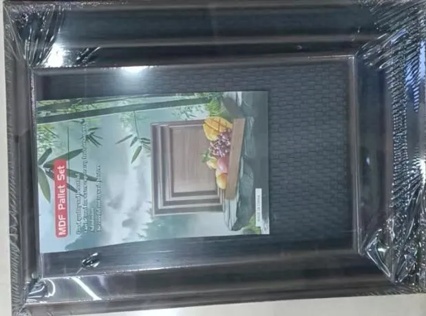 编织皮革胡桃色套三