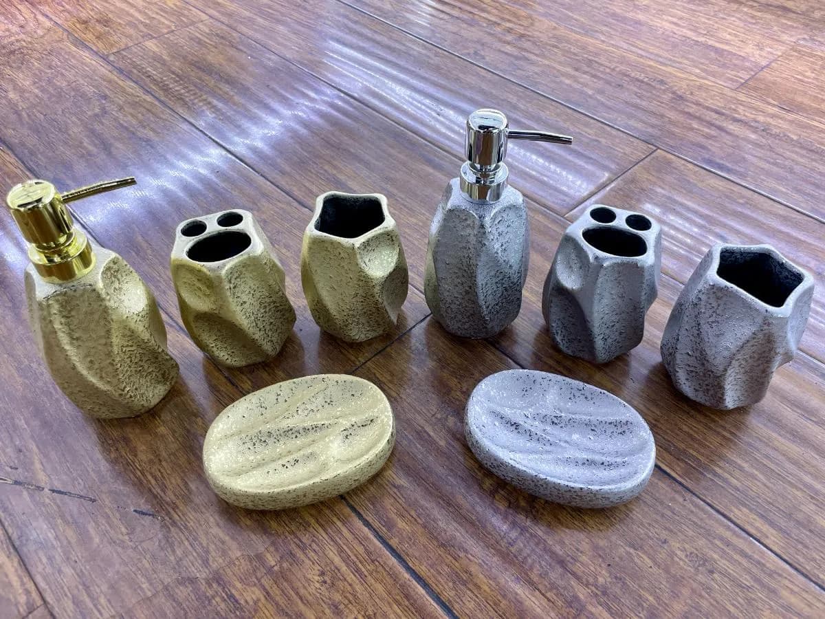 陶瓷卫浴四件套 (4 pcs)
