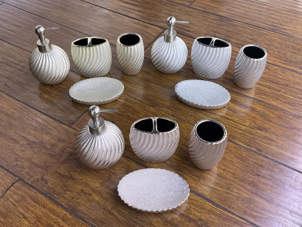 陶瓷卫浴四件套 (4 pcs)