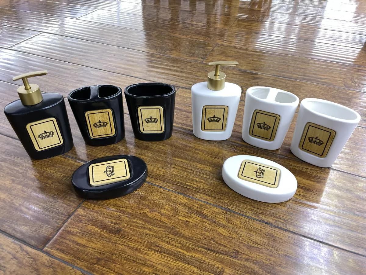 陶瓷卫浴四件套
(4 pcs)