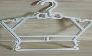 304儿童连体衣架